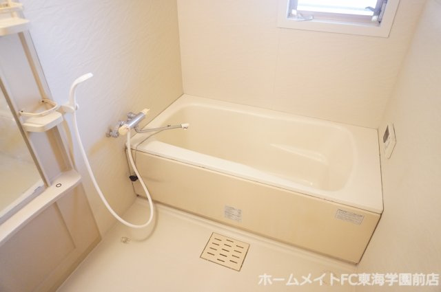 熊本市中央区帯山４丁目の賃貸マンションの浴室