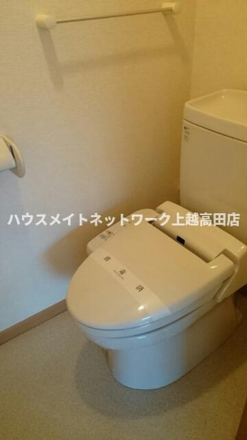 まうゆⅡのトイレ|温水洗浄暖房便座