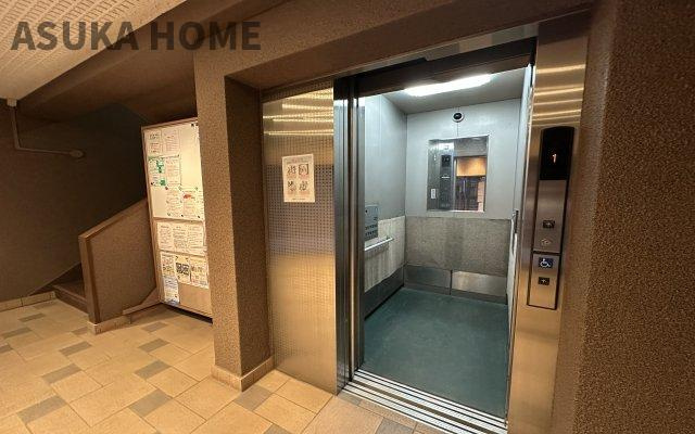 菱興洋光台マンションのその他共用部分|エレベーターは荷物の搬入も楽ちんですね。