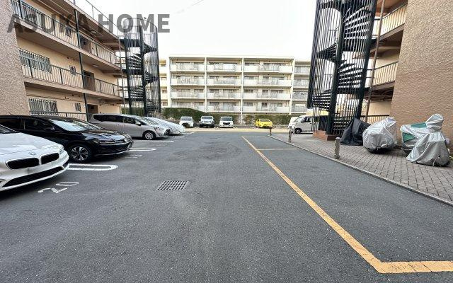 菱興洋光台マンションの駐車場|駐車場の空き状況については、その都度、確認いたしますのでお気軽にお聞きください。