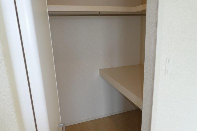 ＣＲＯＷＤ真備の収納|ウォークインクローゼット