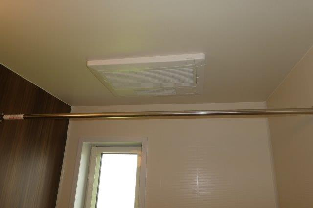 ＣＲＯＷＤ真備の浴室|浴室乾燥機