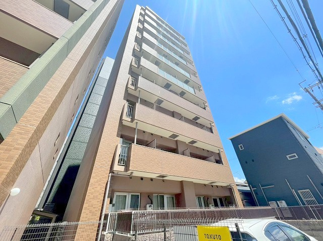 エスリード新大阪コンフォールⅡ番館の外観