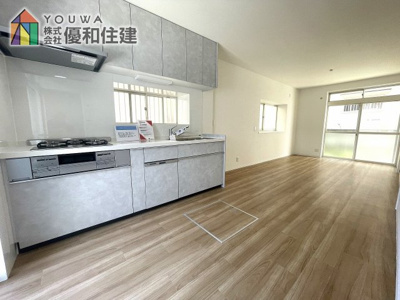 【居間・リビング】 | 中古戸建　神戸市西区長畑町