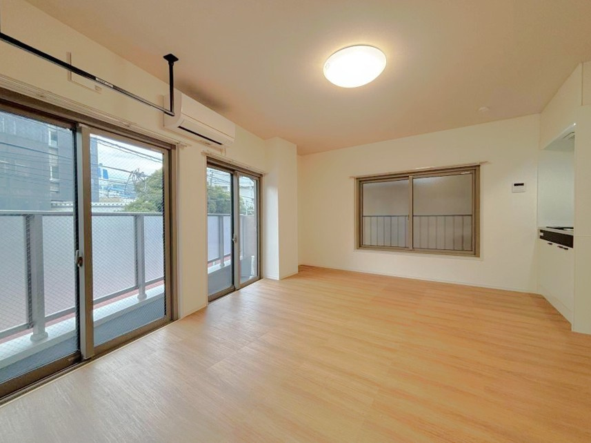 【居間・リビング】