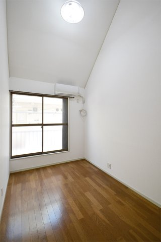 パレス与野本町Ⅱの居間・リビング