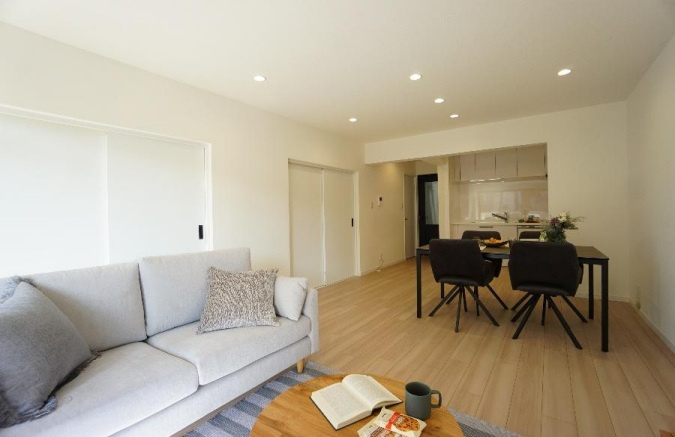 ハイレジデンス朝霧の居間・リビング