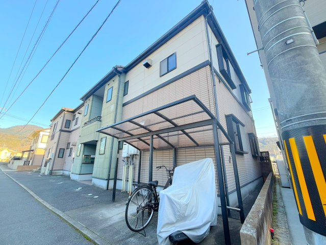 安芸郡海田町蟹原１丁目のアパート