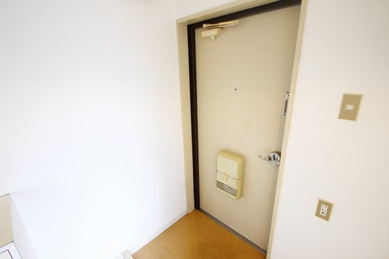 ハイム宇品の玄関