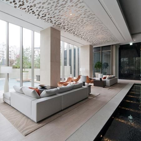 ＴＨＥ　ＲＯＰＰＯＮＧＩ　ＴＯＫＹＯ　ＣＬＵＢ　ＲＥＳＩＤＥＮＣＥのロビー