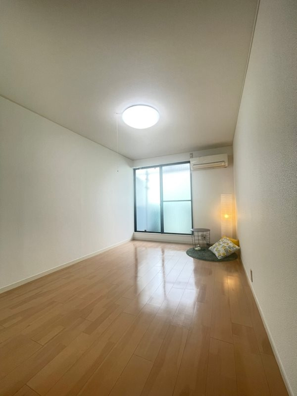笠原マンションの居間・リビング