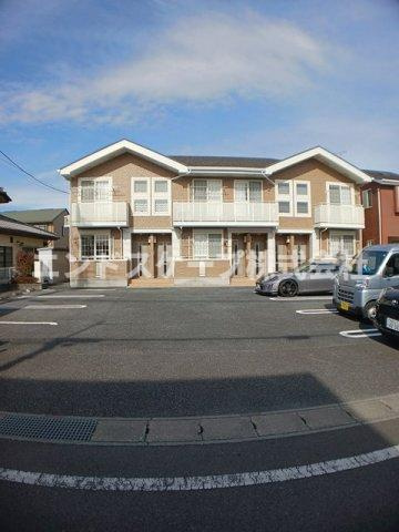 オーブの駐車場|高崎、前橋のお部屋探しはエンドスケープまで！お客様の理想お聞かせ下さい♪