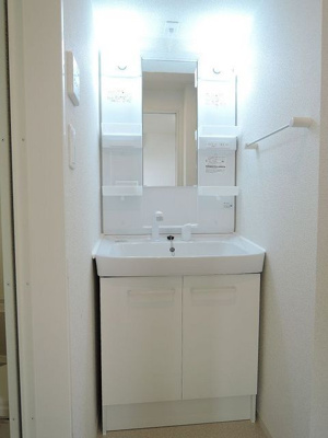 【洗面所】 | カーサデアドベ