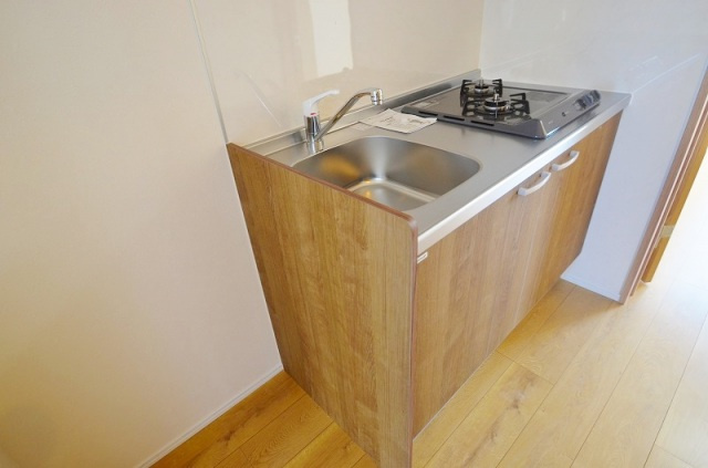 ステラ南鳩ヶ谷のキッチン|別号室の参考写真です。