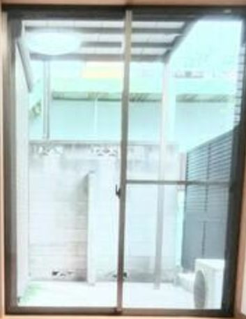 西小岩３丁目貸家の庭