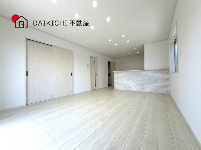 【居間・リビング】 | 羽生市藤井上組　新築戸建　全12棟　5号棟