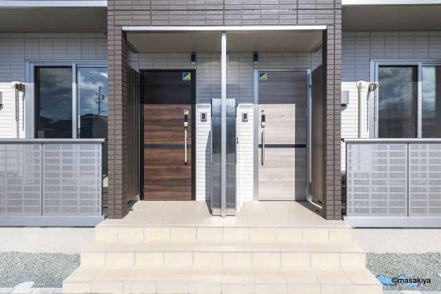 ボーセジュール 弐番館のエントランス|玄関