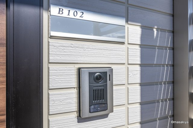 ボーセジュール 弐番館のエントランス