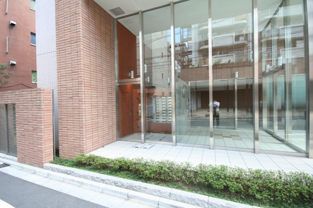 【エントランス】