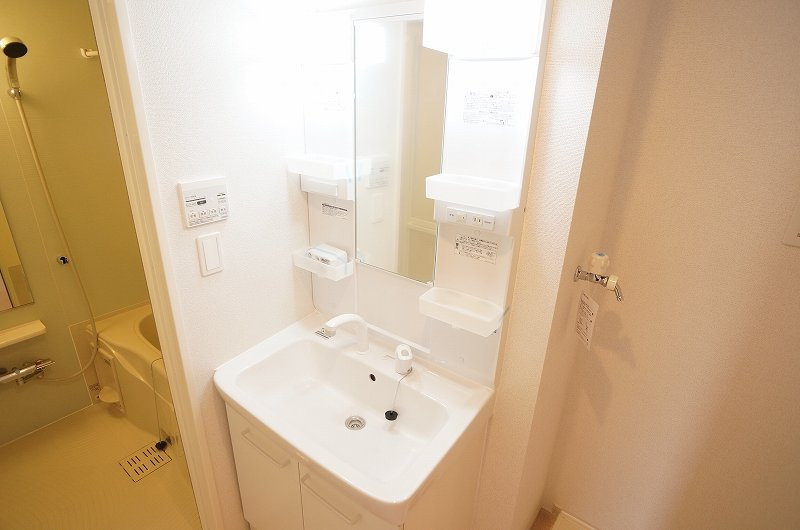 野田市堤台のアパートの洗面所|洗面所