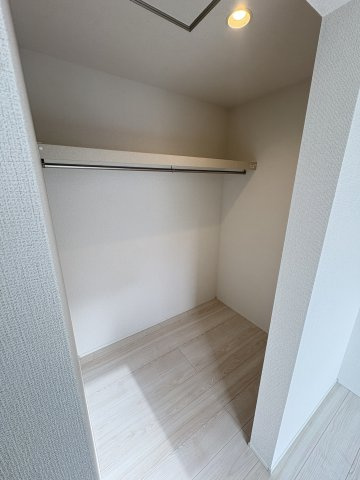 越谷市東越谷　新築戸建ての収納