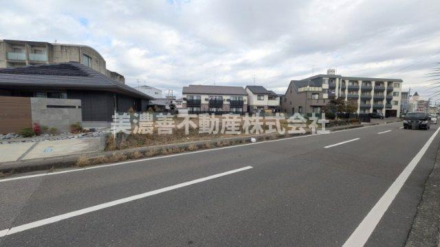 ６６３６４　瑞穂市別府土地の外観