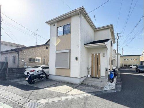 三郷市彦成中古戸建て　駐車2台　角地