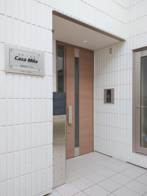 ＣＡＳＡ　ＭＩＬＡのエントランス|★オートロック付きエントランス★