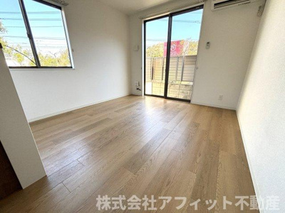 【居間・リビング】 | ミーティアB棟