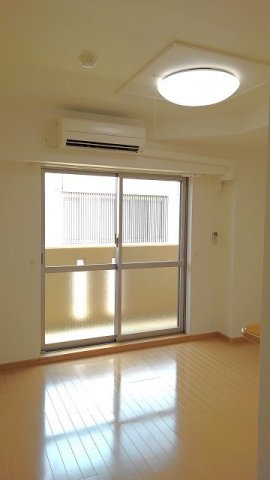 サニーブローテ住吉Ⅰ　　刈谷市近郊の賃貸はクラスホーム刈谷店の居間・リビング|リビングです