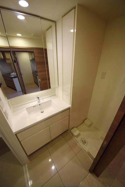 ディアナコート文京本郷台の独立洗面台