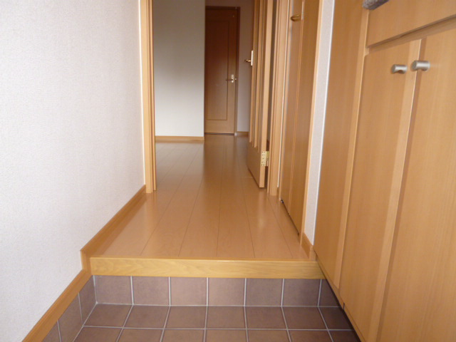 カルム・プロムナードBの玄関