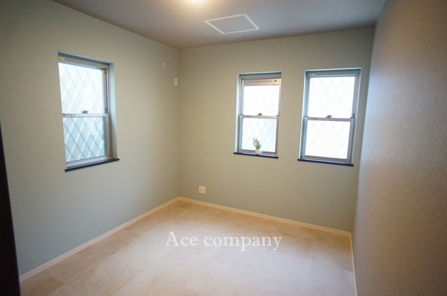 【寝室】 | 東大阪市出雲井本町 | 【1階北側：洋室5.2帖】