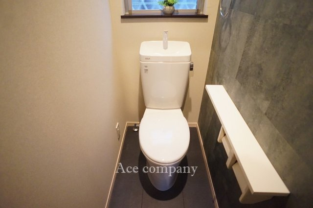 【トイレ】 | 東大阪市出雲井本町 | トイレは1階と2階の各階に完備♪こちらは1階のトイレ新調です♪