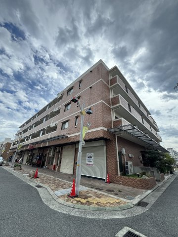 シャロン鷹取東
