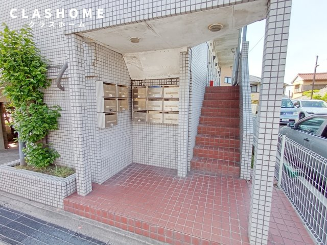 ルートヒルⅣ　　　刈谷市近郊の賃貸はクラスホームのエントランス