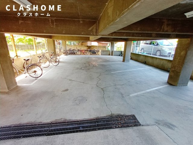 ルートヒルⅣ　　　刈谷市近郊の賃貸はクラスホームの駐車場