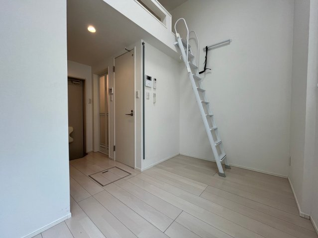 Ｉｎｉｅｓｔａ 笹塚　