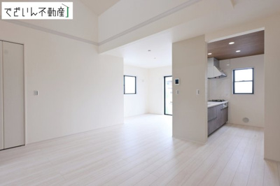 【居間・リビング】 | Livele Garden.S加須市日出安　【平屋】新築住宅 | ≪1号棟≫
現地(2026年6月撮影)