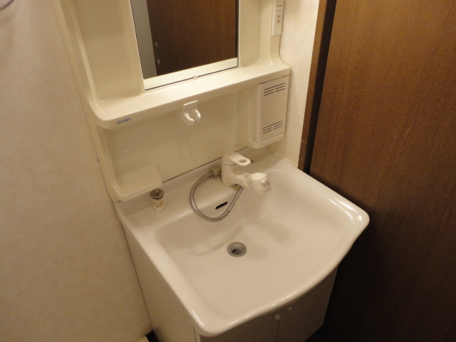 ティエドゥールⅠの洗面所|洗髪洗面化粧台