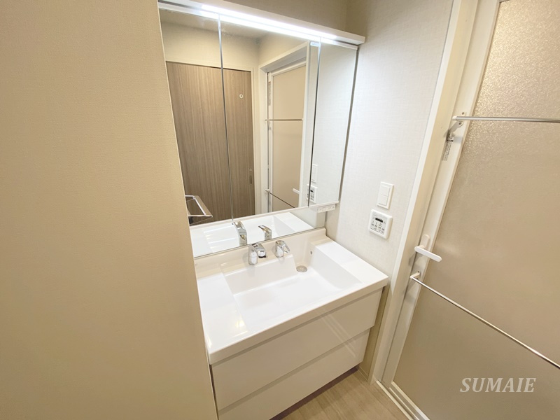 Luce（ルーチェ）の独立洗面台|独立洗面台です☆