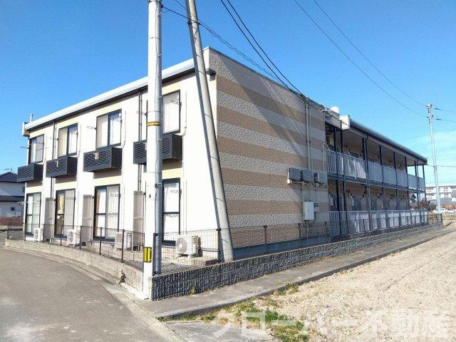 レオパレスフリューゲルⅡの外観