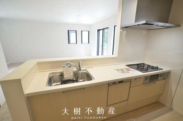 【キッチン】 | 座間市立野台３丁目 新築戸建て 全3棟【仲介手数料無料】