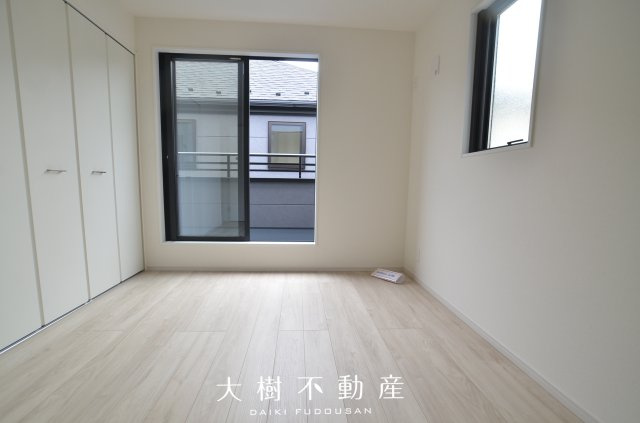 【洋室】 | 座間市立野台３丁目 新築戸建て 全3棟【仲介手数料無料】 | 2階　洋室2