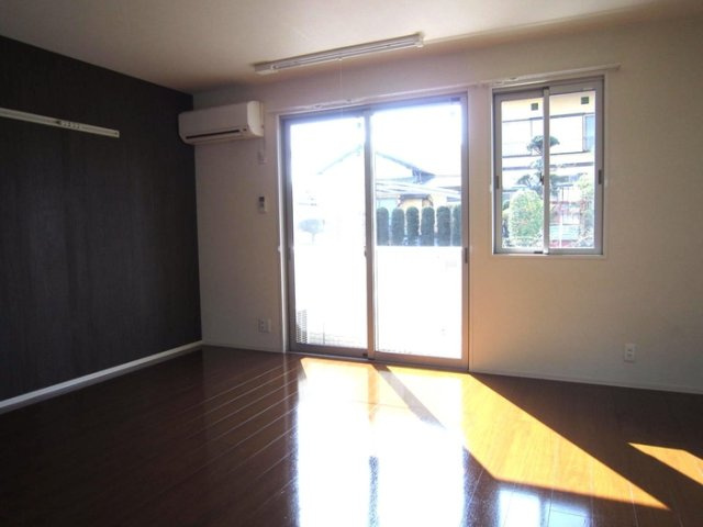 プレミアム　B棟の居間・リビング