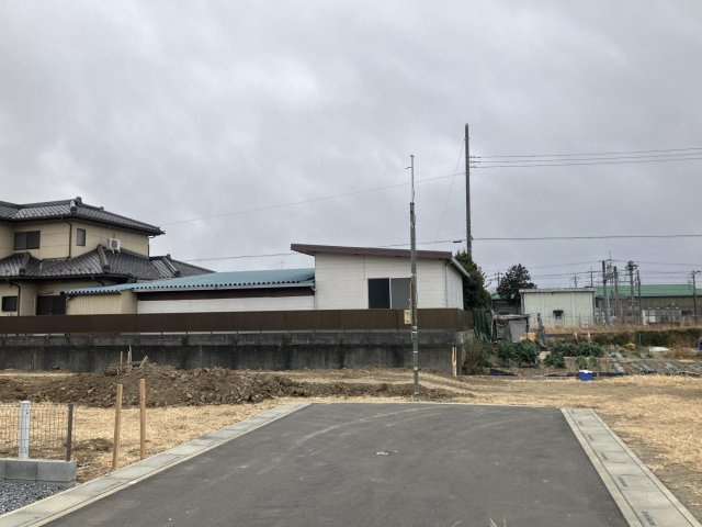 BLOOMING GARDEN　行田市谷郷の前面道路含む現地写真