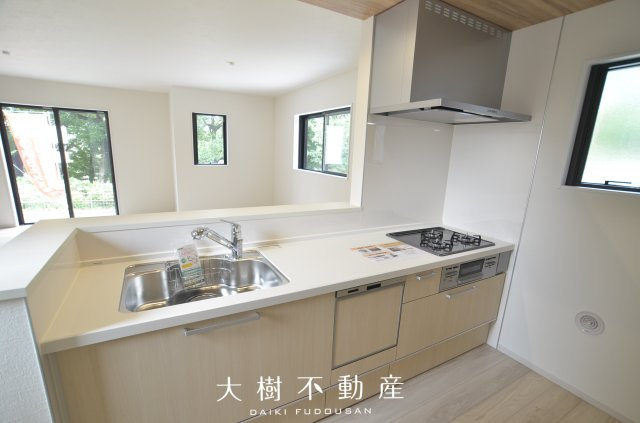 【キッチン】 | 座間市立野台３丁目 新築戸建て 全3棟【仲介手数料無料】