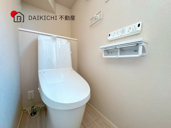 【トイレ】 | 鴻巣市小松1丁目　新築戸建　全14棟　5号棟
