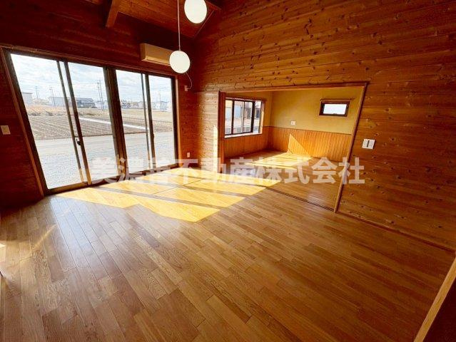 ６６４７５　岐阜市小野２丁目中古戸建ての洋室