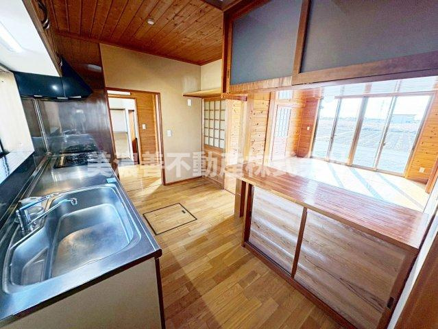 ６６４７５　岐阜市小野２丁目中古戸建てのキッチン